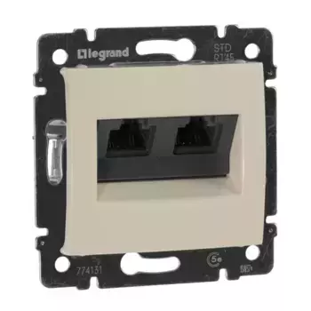 Розетка компьютерная 2хRJ45 Legrand Valena 5e кат UTP с захватами слоновая кость 774131
