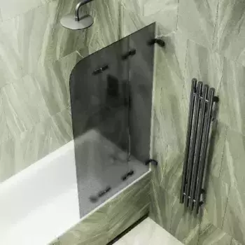 Шторка на ванну складная MaybahGlass 140х75 профиль черный, стекло графит матовый