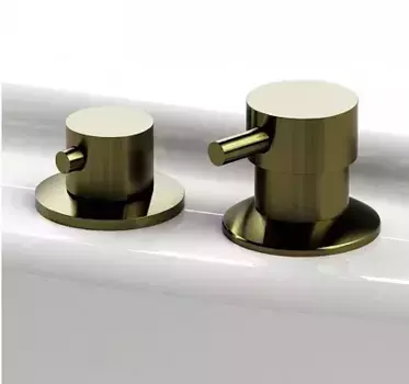 Смеситель на борт ванны Radomir Бриз бронза