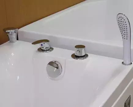 Смеситель на борт ванны Radomir Роза хром