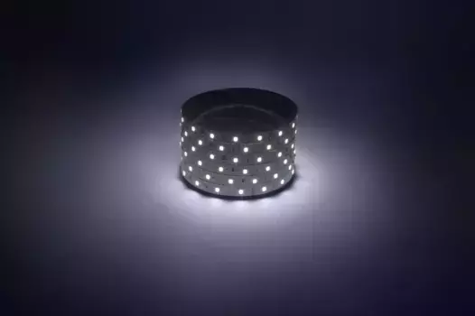 Светодиодная лента Эра 12В 2835 4,8Вт/м 6500K 50м IP20 LS2835-4,8-60-12-6500K-IP20-1 year-50m Б0059923