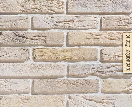 0 Leonardo Stone