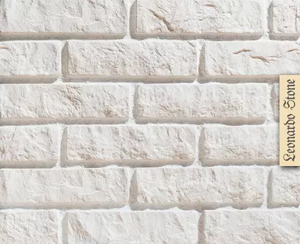 0 Leonardo Stone