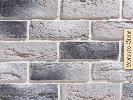 0 Leonardo Stone
