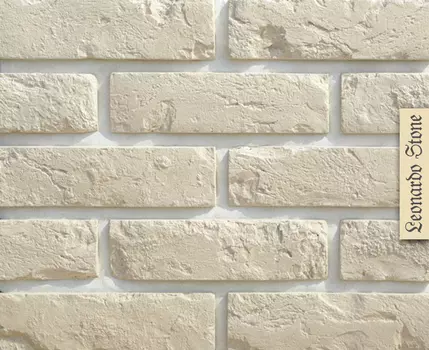 0 Leonardo Stone