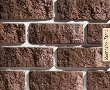 0 Leonardo Stone