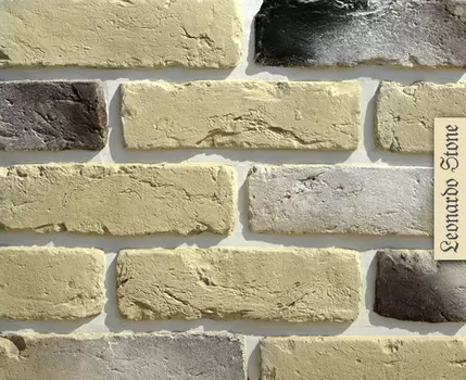 0 Leonardo Stone