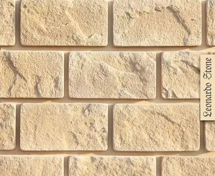 0 Leonardo Stone