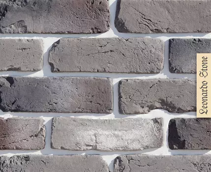 0 Leonardo Stone