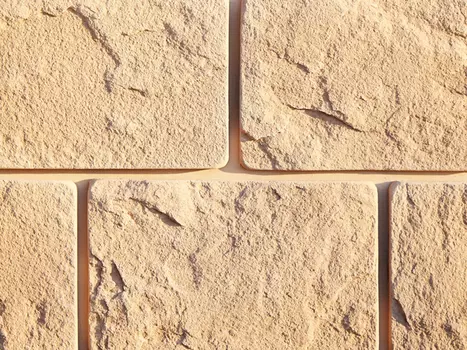 0 Leonardo Stone