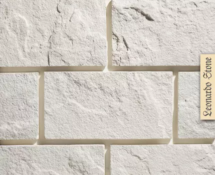 0 Leonardo Stone
