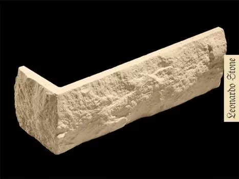 0 Leonardo Stone