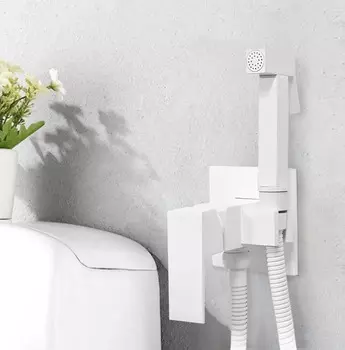 Гигиенический душ Boch mann Resia CK-P11W BM10415 со смесителем, белый