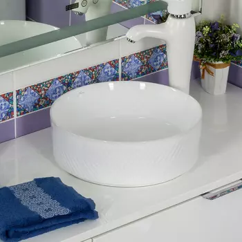 Раковина накладная Melana MLN-320339 320339-805