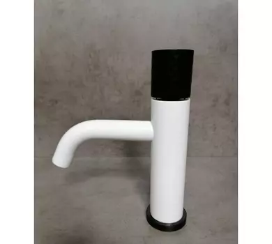 Смеситель Boheme Stick 121-WB для раковины, white diamond black