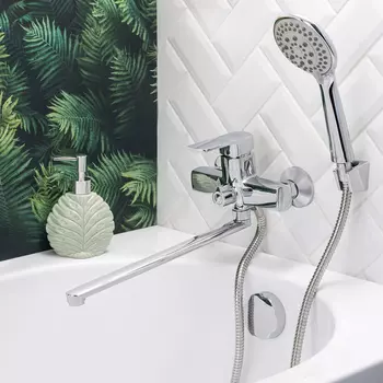 Смеситель для ванны с душем BOOU B8215-18F хром