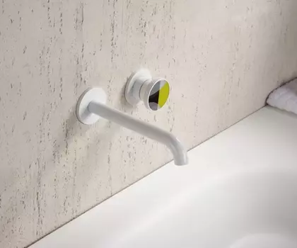 Смеситель для ванны с душем Bronze de Luxe OMG! 9007W-Y белый