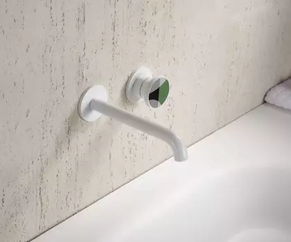 Смеситель для ванны с душем Bronze de Luxe OMG! 9007W-G белый