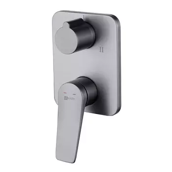 Смеситель для ванны с душем Lemark Bronx LM3728GM графит