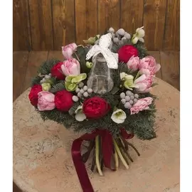 Буке-трио "Песня сердца". Букет цветов с доставкой по Москве.