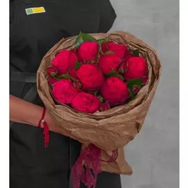 Букет из пионовидных роз "Обворожительный"