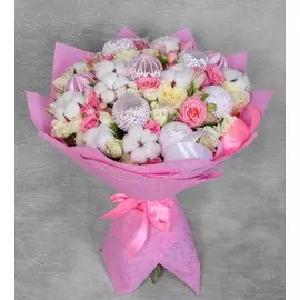 Букет "Клубничный зефир"