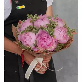 Букет пионов "Angel Cheeks"