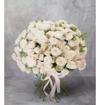 Букет-соло из пионовидных кустовых роз "Bombastic"