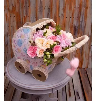 Цветочная коляска "С Рождением Малышки!"