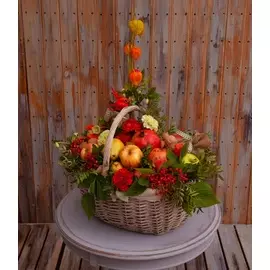 Композиция "Фруктовый этюд"