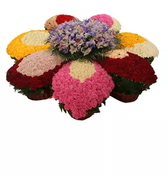 Композиция из роз и орхидей "Цветок желаний"