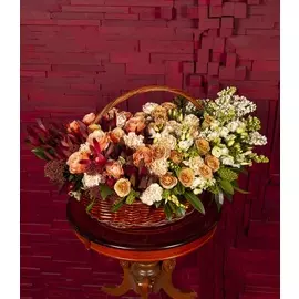 Композиция "Ода к цветущей любви"