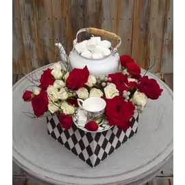 Композиция "Сказочное чаепитие"