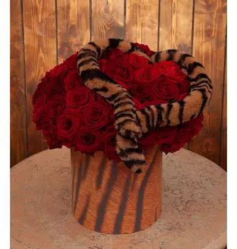 Композиция "Тигриная любовь"