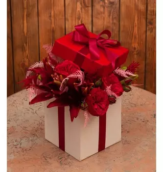 Композиция "Трогательный подарок"