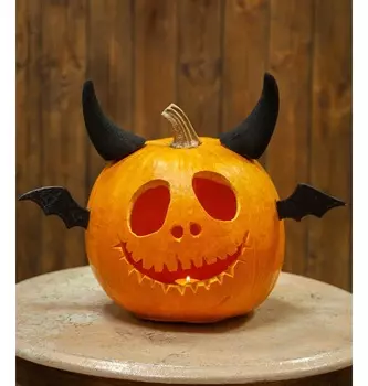 Композиция "Ужас на крыльях"