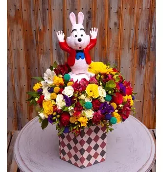 Композиция "В стране чудес"