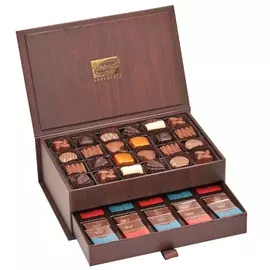 Набор шоколадных конфет "Шкатулка", 450 гр