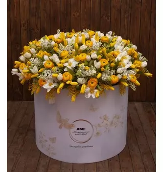 Огромная композиция "Весеннее чудо"