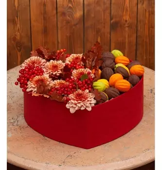 Подарочная коробка "Горячее сердце"