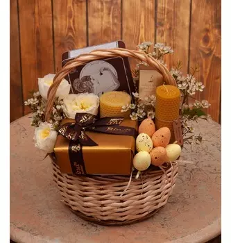 Подарочная корзина "Аромат воска"