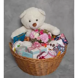 Подарочная корзина "Грандиозный подарок"