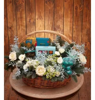 Подарочная корзина "Хрустальная сказка"