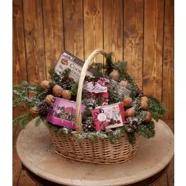 Подарочная корзина "Искры снега"