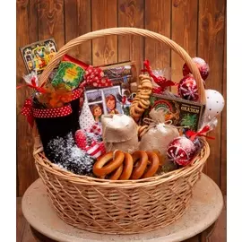 Подарочная корзина "Конфетки-бараночки"