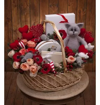 Подарочная корзина "Любимый котёнок"