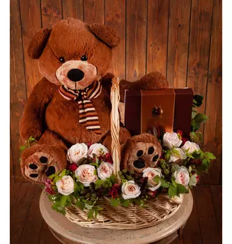 Подарочная корзина "Мотив нежности"