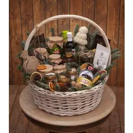 Подарочная корзина "Новогодняя суета"