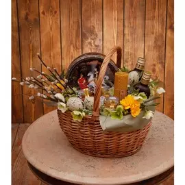 Подарочная корзина "Пасхальная посылка"