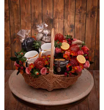 Подарочная корзина "Польза"